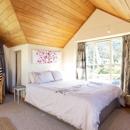 Hotel Riverside Retreat Queenstown Exterior foto